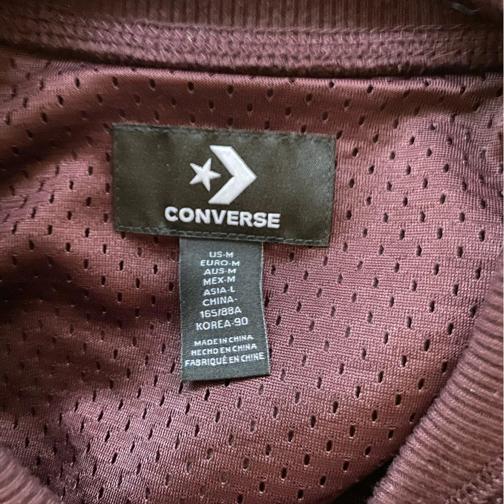 Women’s Converse Burgundy Sweater size Medium